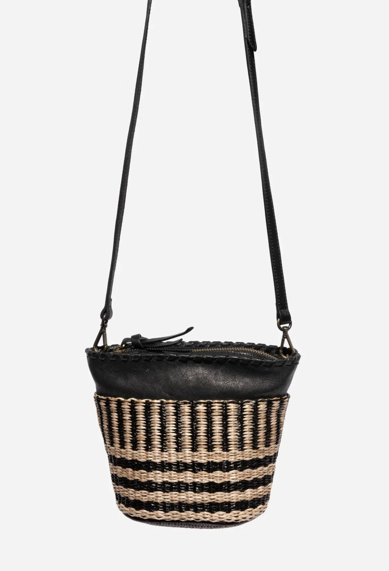 Banda Crochet Bucket Bag