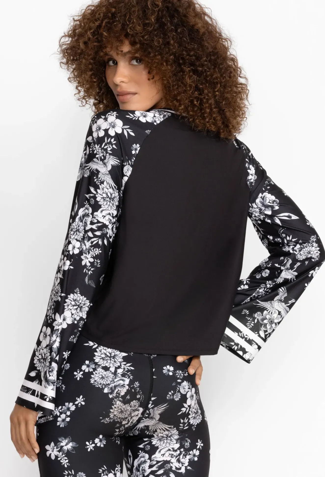 Bee Active Kimono Sleeve Swing Tee