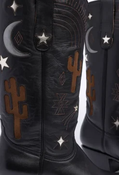 Desert Cowboy Boot