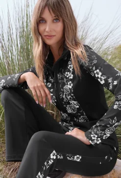 Dreamer Blocked Athletic Mock Neck Pullover