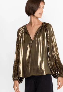 En Gem Pleated Blouse