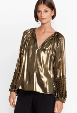 En Gem Pleated Blouse