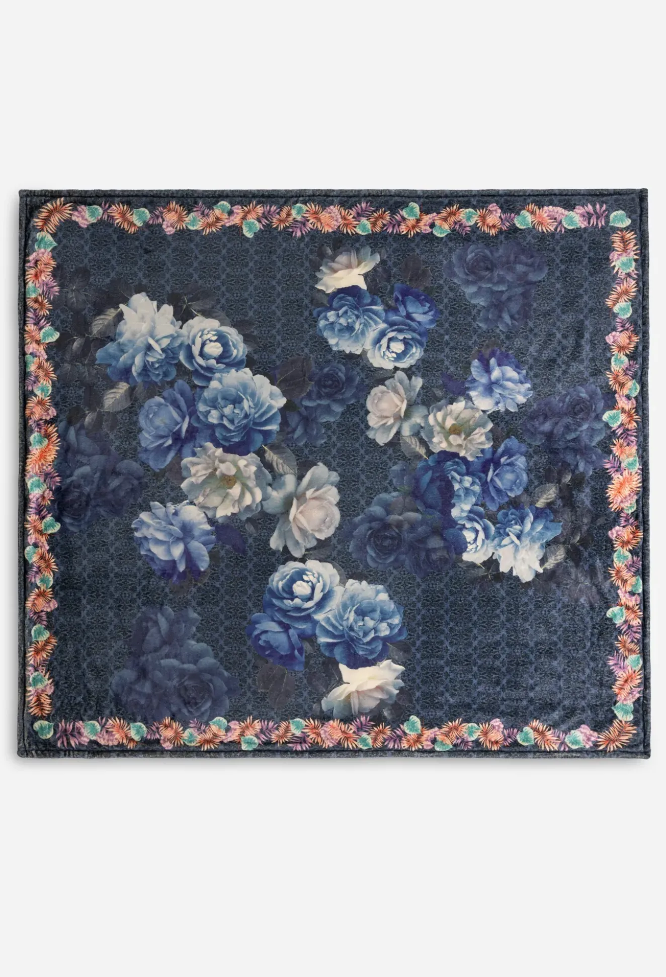 Laurel Canyon Cozy Blanket