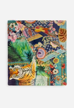 Laurel Canyon Cozy Blanket