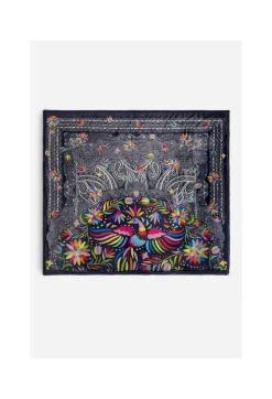 Laurel Canyon Cozy Blanket