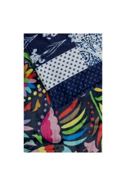 Laurel Canyon Cozy Blanket
