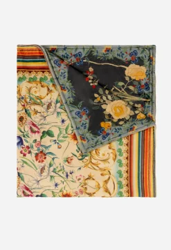 Laurel Canyon Cozy Blanket