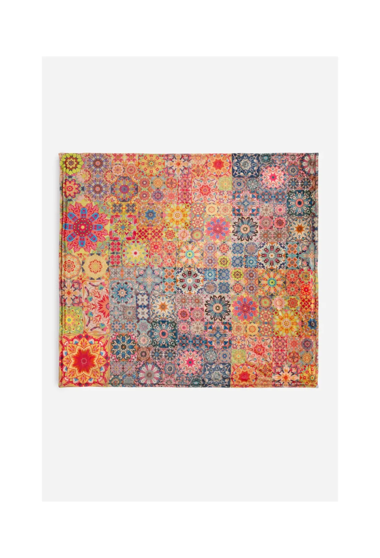 Laurel Canyon Cozy Blanket
