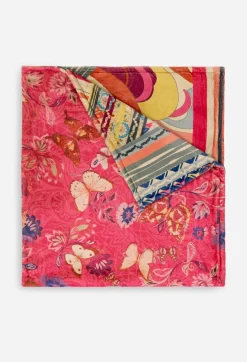 Laurel Canyon Cozy Blanket