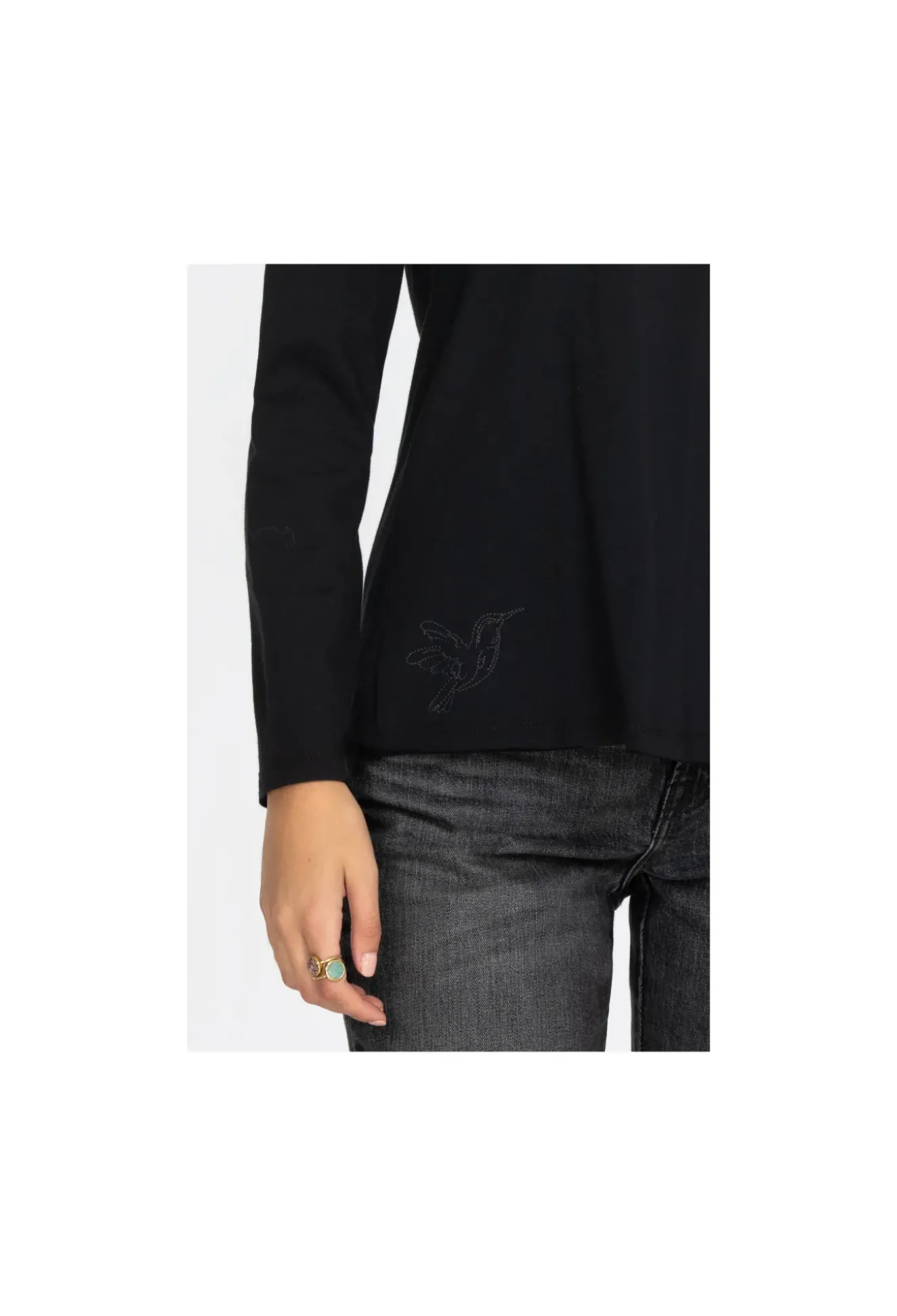 Long Sleeve Crew Neck Layering Tee