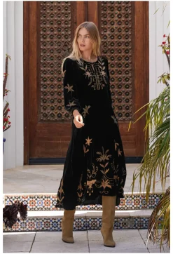 Palmira Velvet Effortless Midi Dress