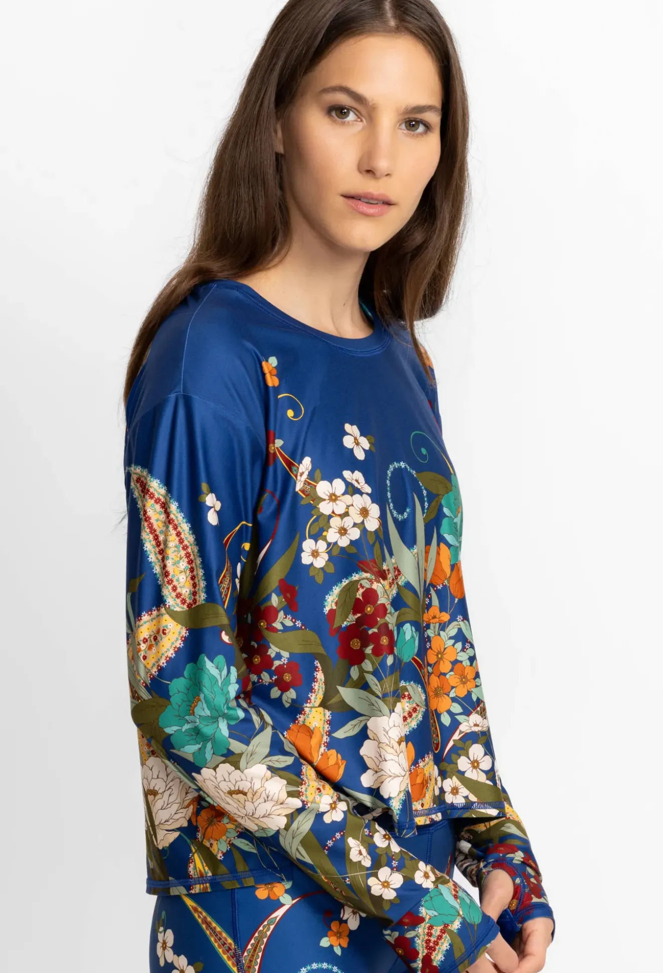 Step Hem Tee W/ Flyaway Back