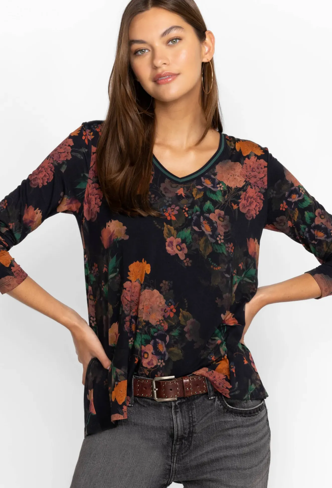 The Janie Favorite Long Sleeve V-Neck Swing Tee