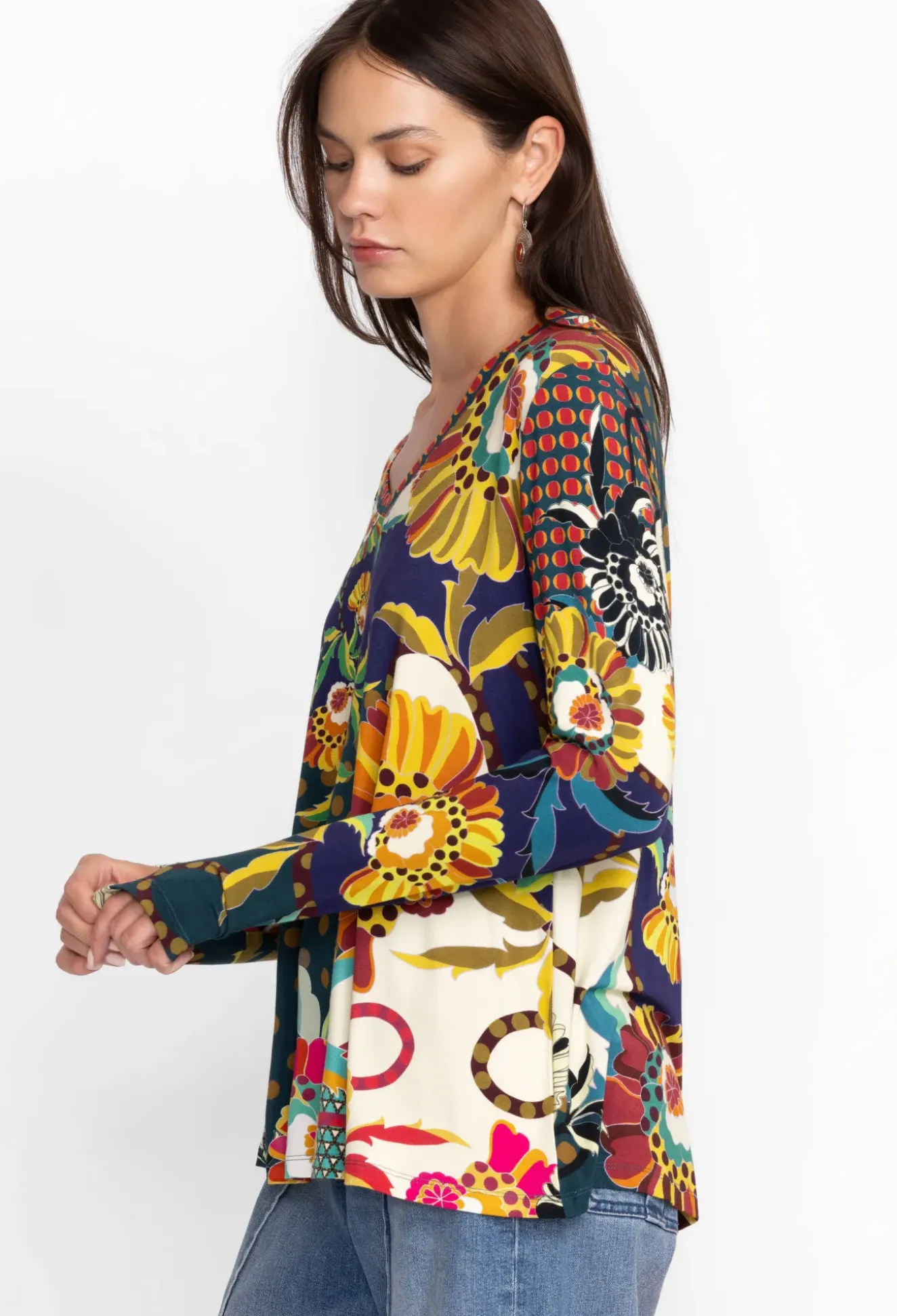The Janie Favorite Long Sleeve V-Neck Swing Tee