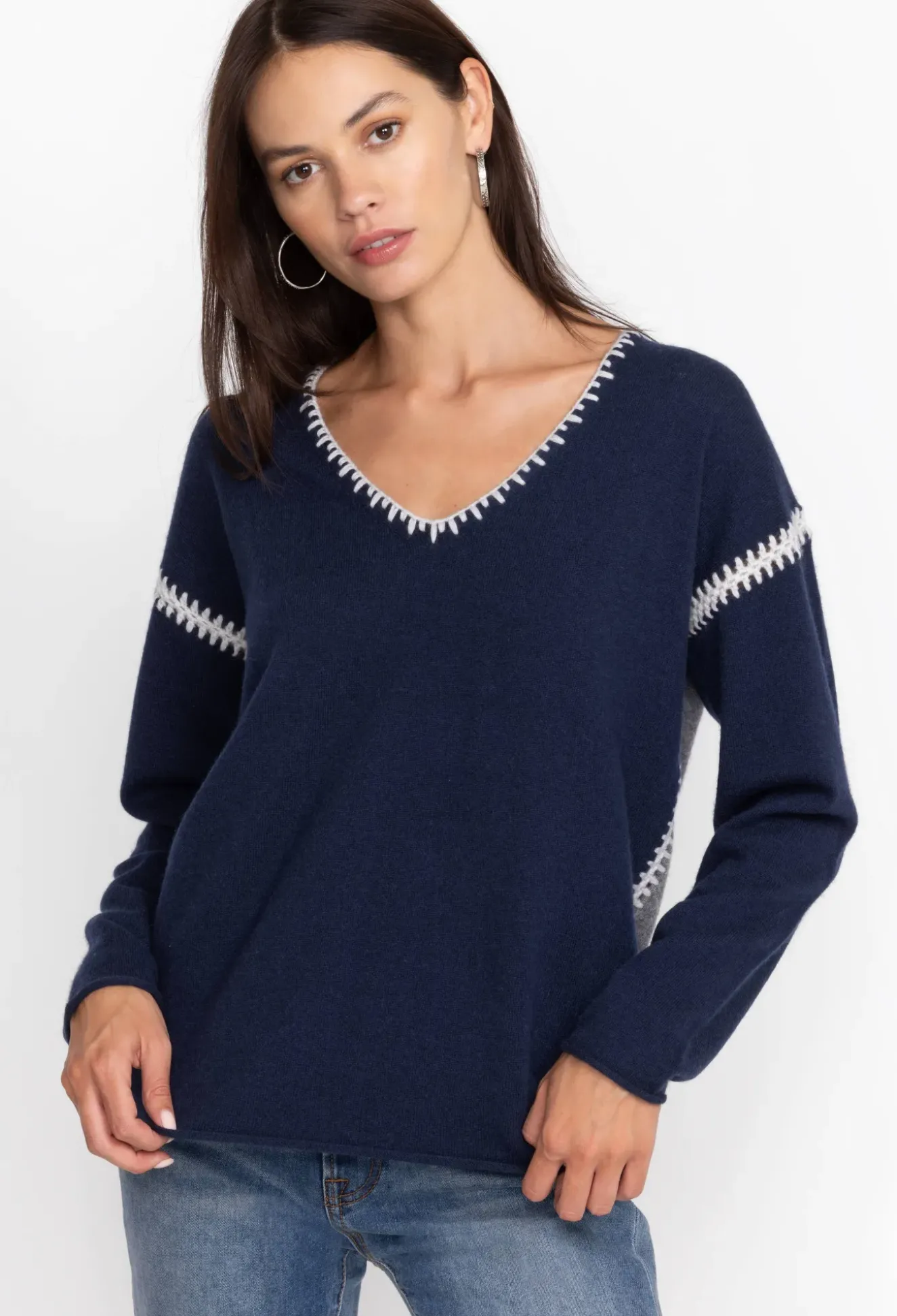 The Whipstitch V Neck Pullover - Color Block