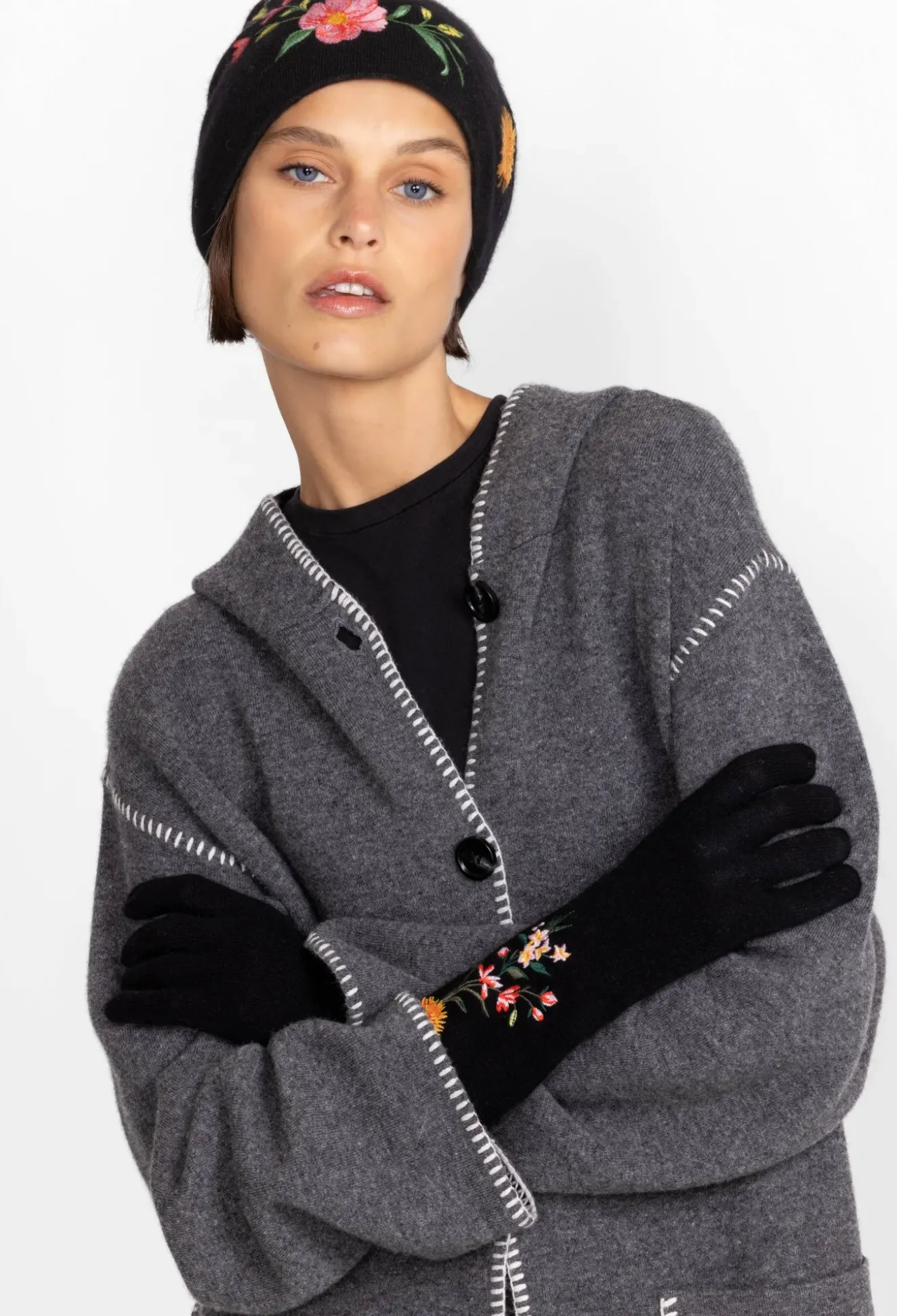 Vista Embroidered Gloves